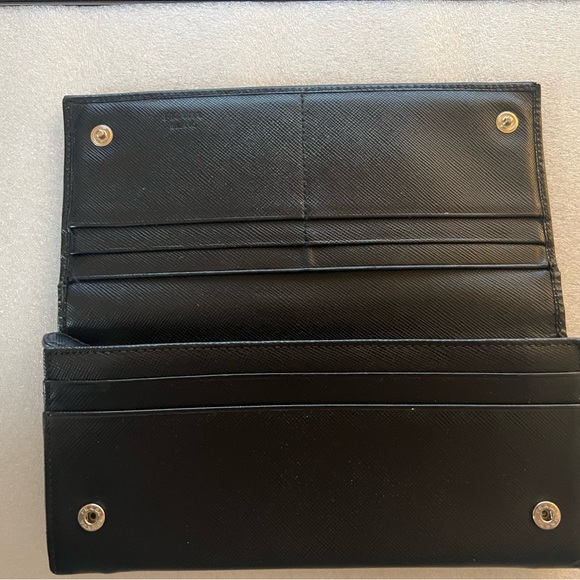 Authentic Prada Wallet Black Nylon - Picture 3 of 5